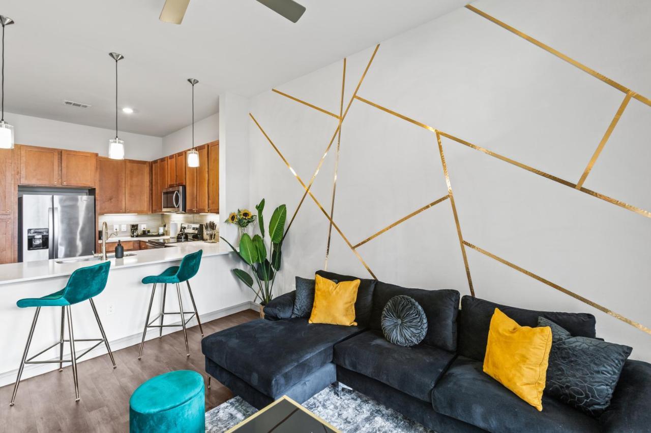 Luxury Apartment With King Bed And Pool And Free Parking 4 Houston Exterior foto